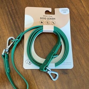 Wild One flex-poly leash